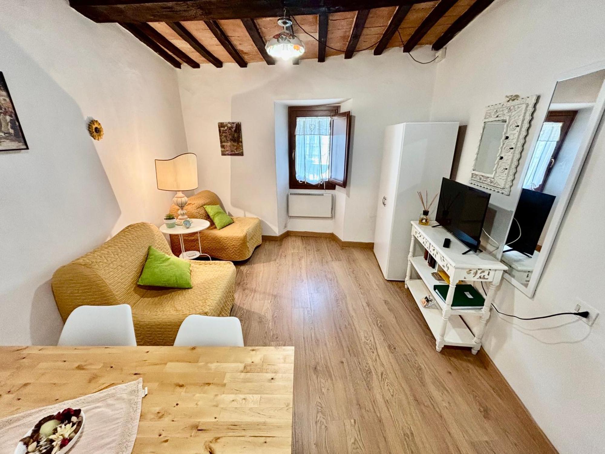 Red House Apartment กุบบีโอ ภายนอก รูปภาพ