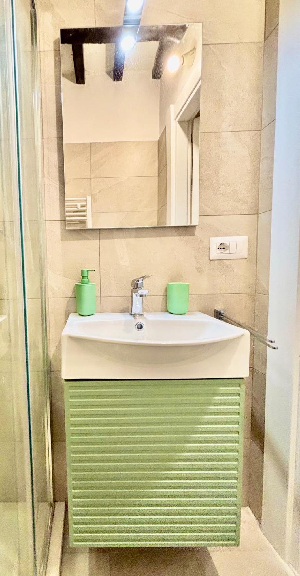 Red House Apartment กุบบีโอ ภายนอก รูปภาพ