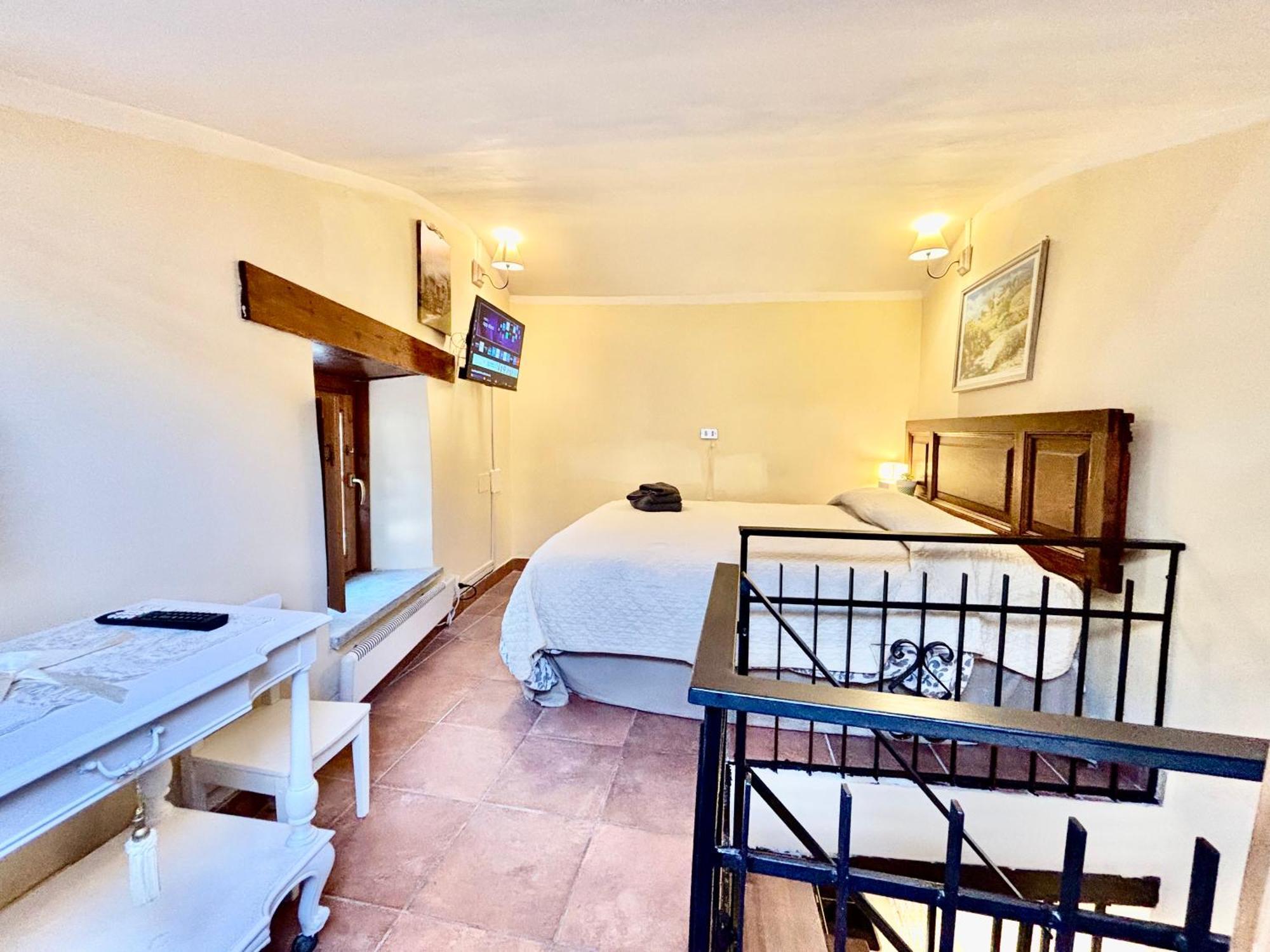 Red House Apartment กุบบีโอ ภายนอก รูปภาพ