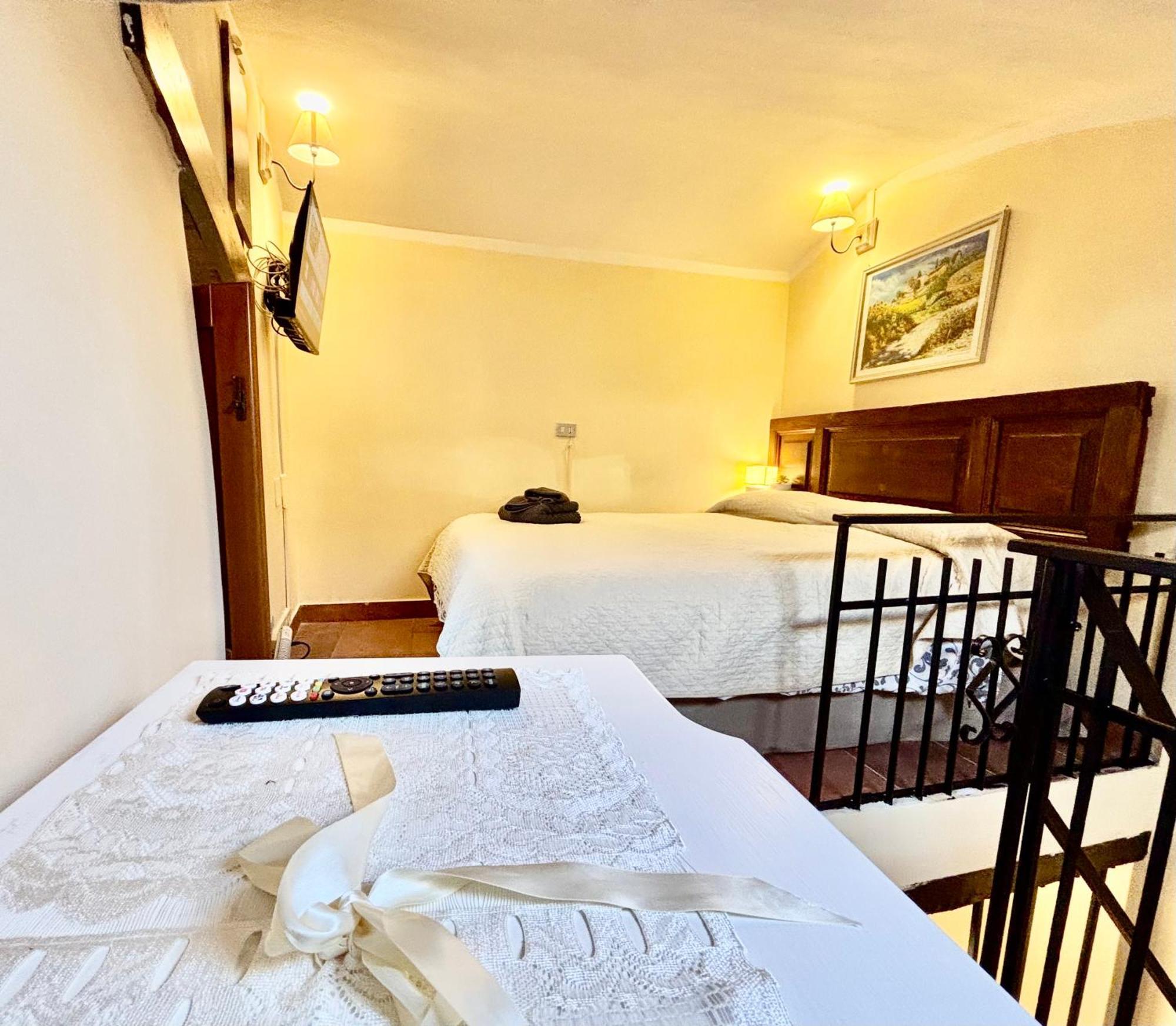 Red House Apartment กุบบีโอ ภายนอก รูปภาพ