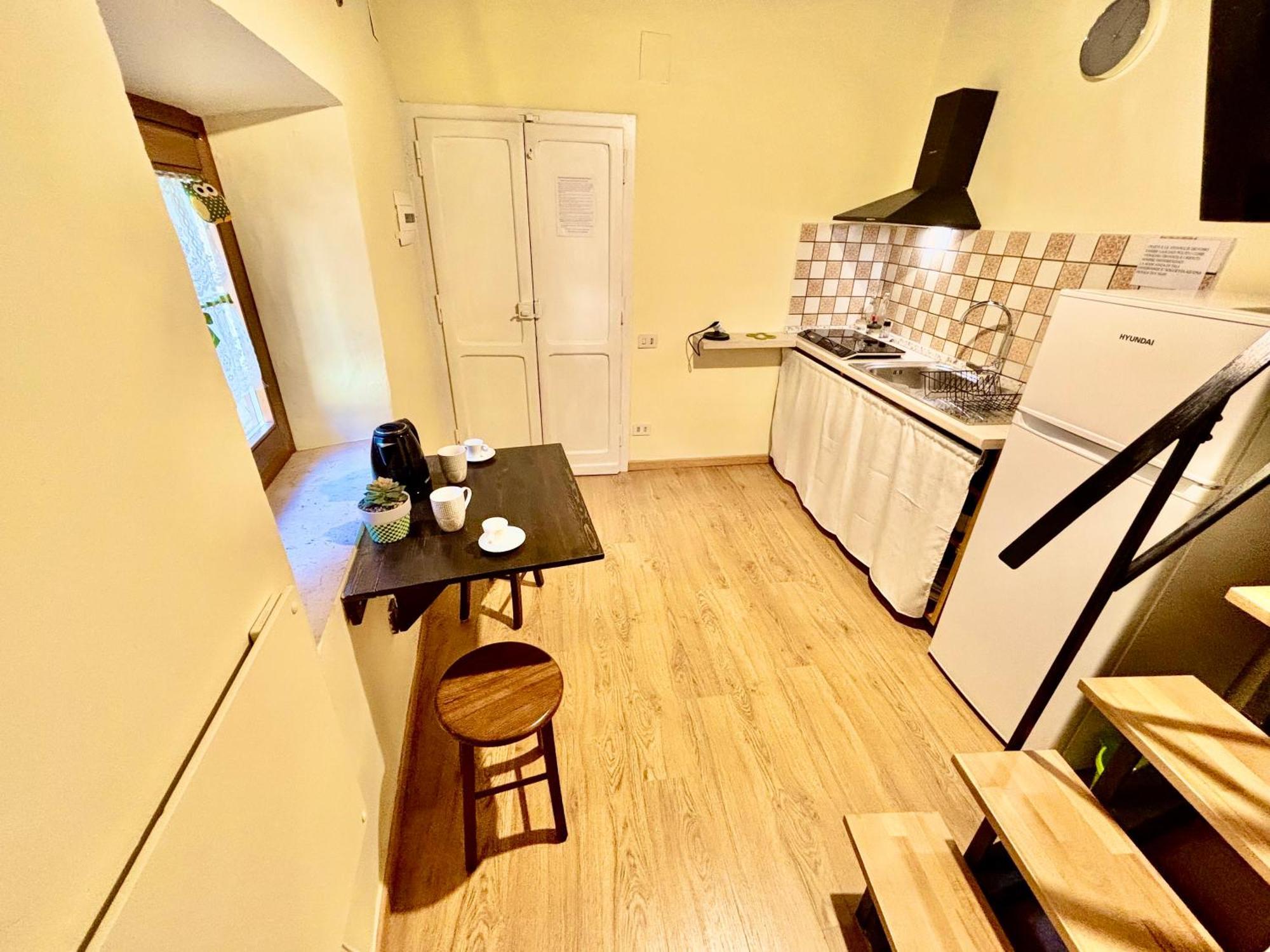 Red House Apartment กุบบีโอ ภายนอก รูปภาพ