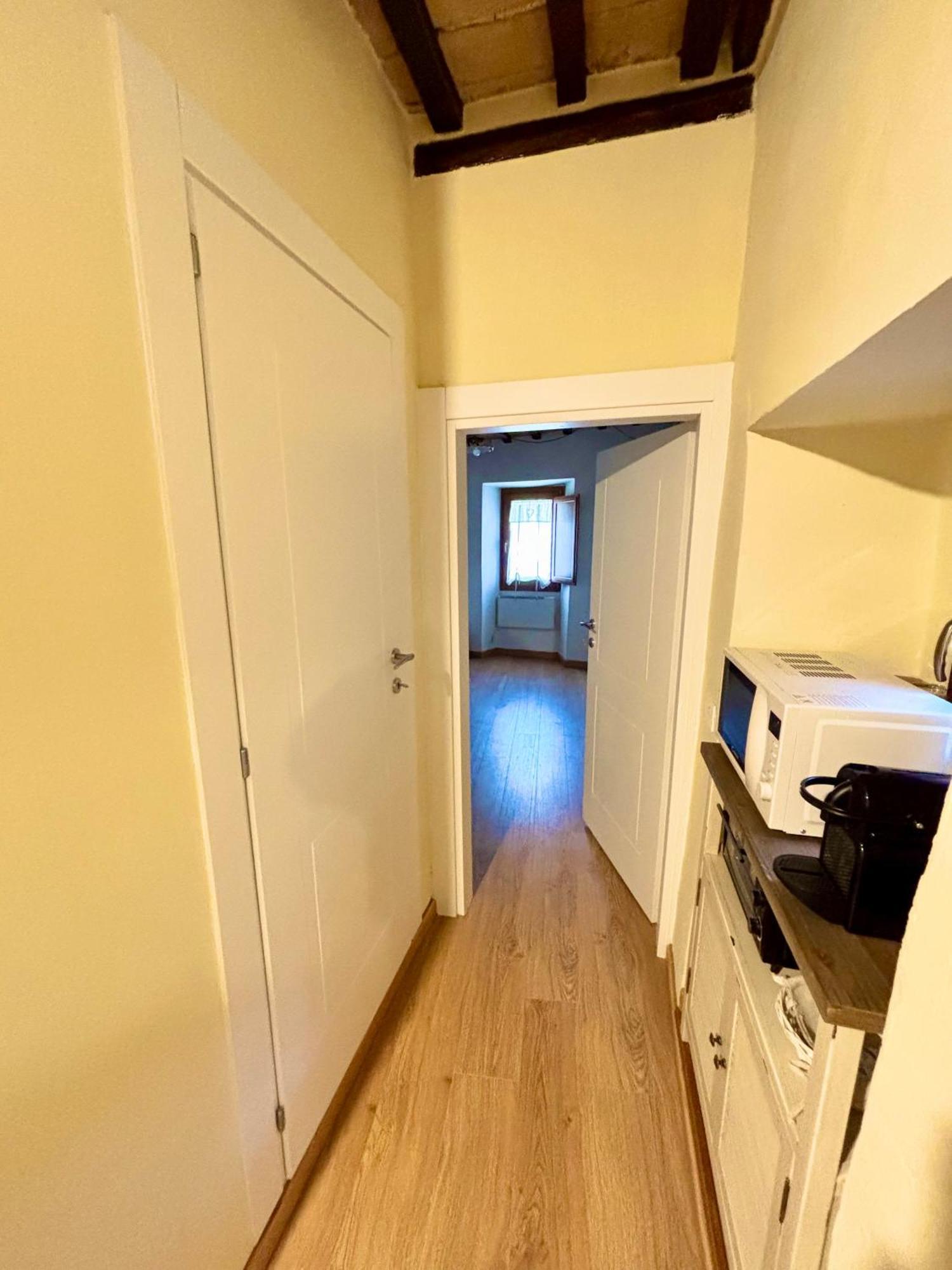 Red House Apartment กุบบีโอ ภายนอก รูปภาพ