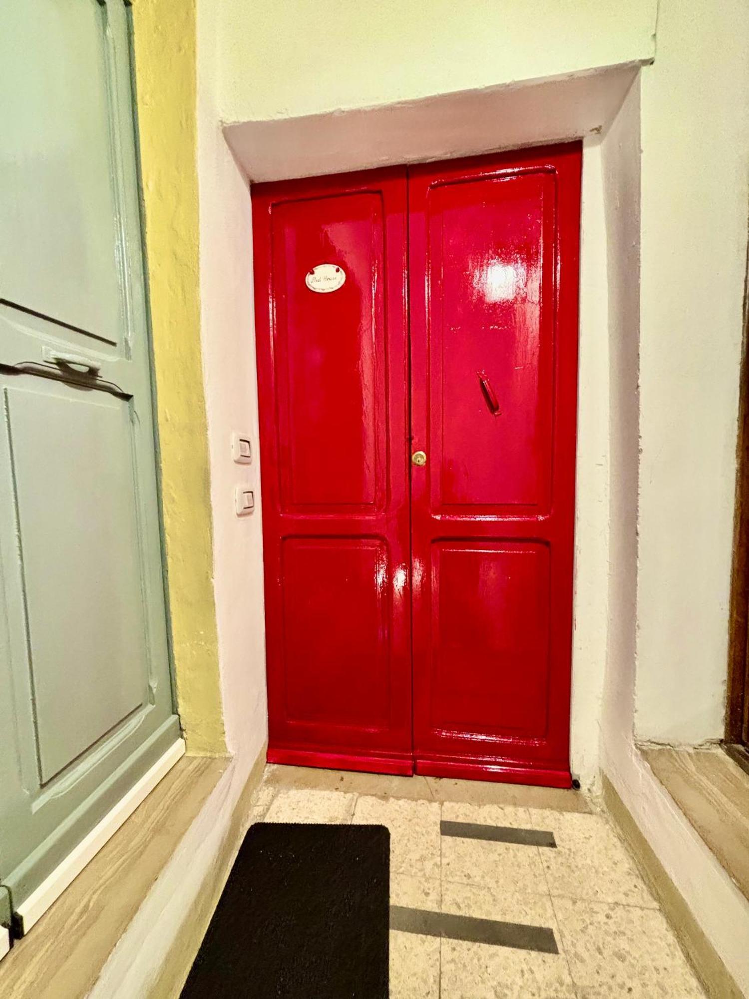 Red House Apartment กุบบีโอ ภายนอก รูปภาพ